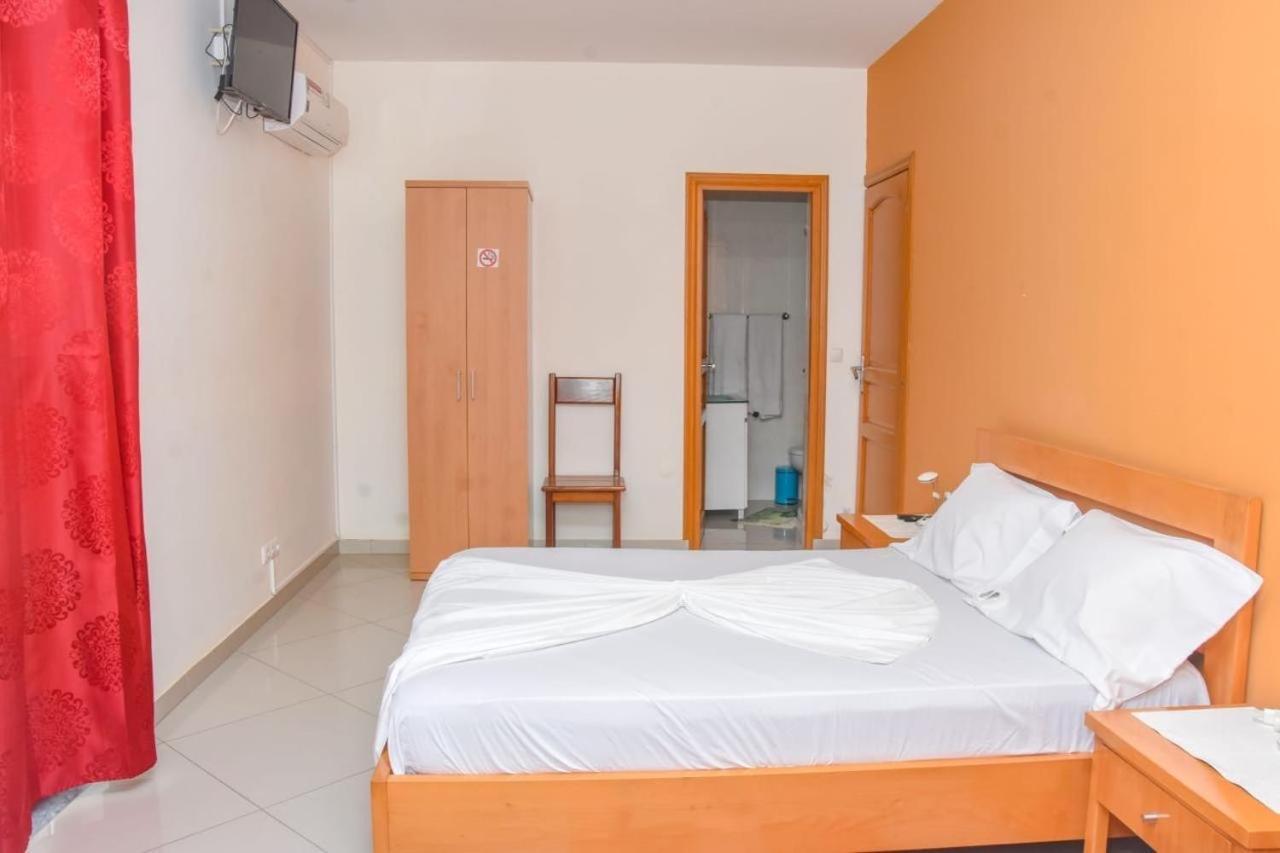 Paris Hotel Praia Eksteriør bilde